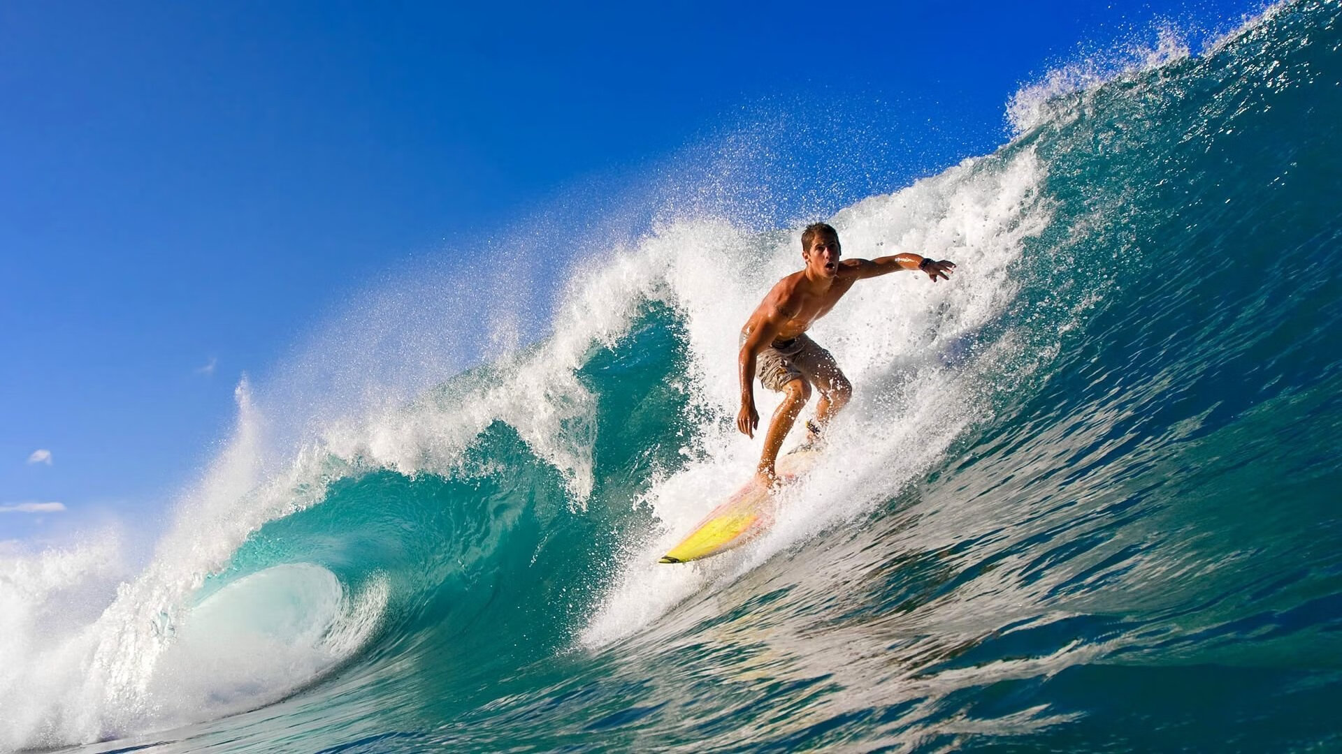 中国足球是否尝试构建足球影视产业的行业联盟,中国足球产业的现状分析